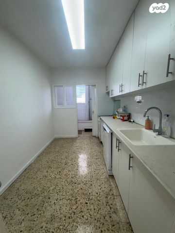 דירה, עמק ברכה, נחלת יצחק, תל אביב יפו