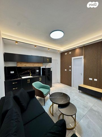 יחידת דיור, שדרות כצנלסון, מרכז העיר, קרית אתא