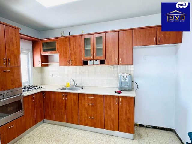 בנימין מינץ 8