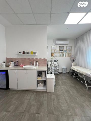 משרדים, מוצקין הותיקה, קרית מוצקין