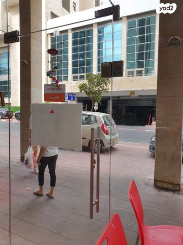 חנויות/ שטח מסחרי, ביאליק, ראשון לציון