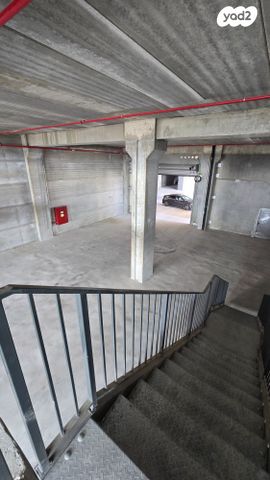 מבני תעשיה, בן ציון גליס, פארק עסקים ירקון / אזור תעשיה סגולה, פתח תקווה