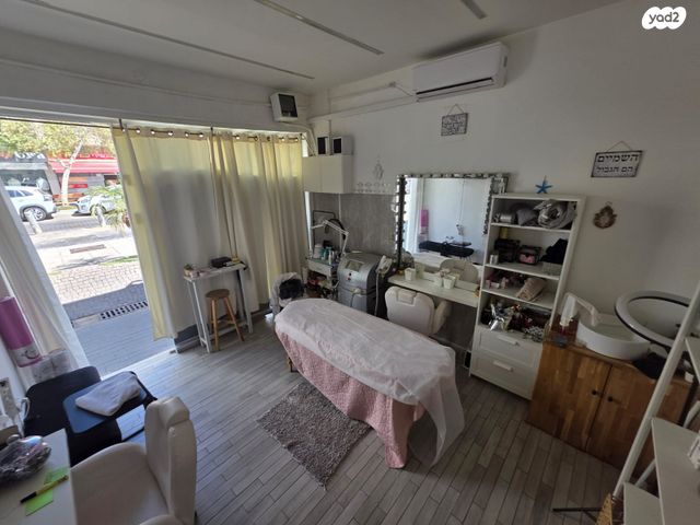 חנויות/ שטח מסחרי, סוקולוב, מרכז, הרצליה