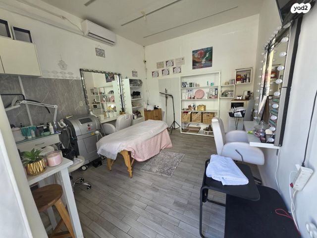 חנויות/ שטח מסחרי, סוקולוב, מרכז, הרצליה