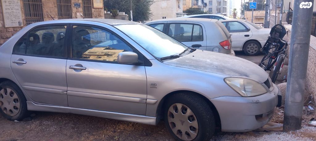 מיצובישי לנסר