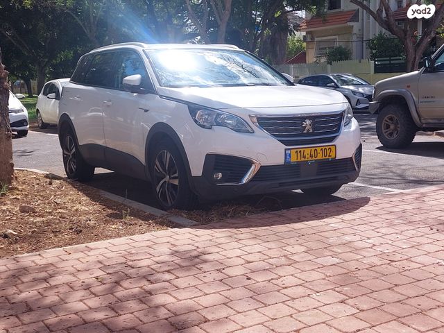 מודעת רכב פיג'ו 5008