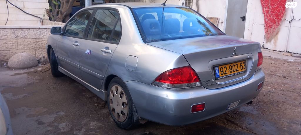 מיצובישי לנסר