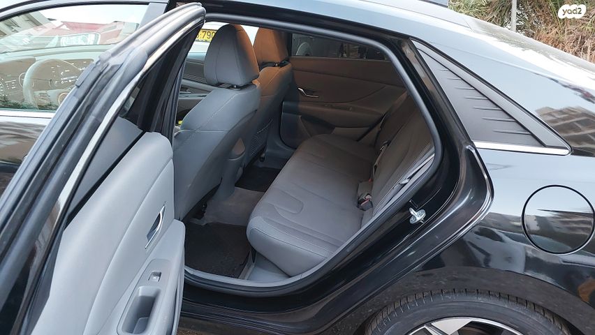 יונדאי אלנטרה