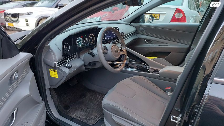 יונדאי אלנטרה