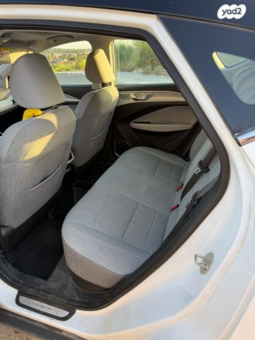 ג׳ילי Geometry C