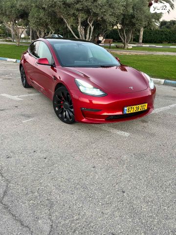 מודעת רכב טסלה מודל 3