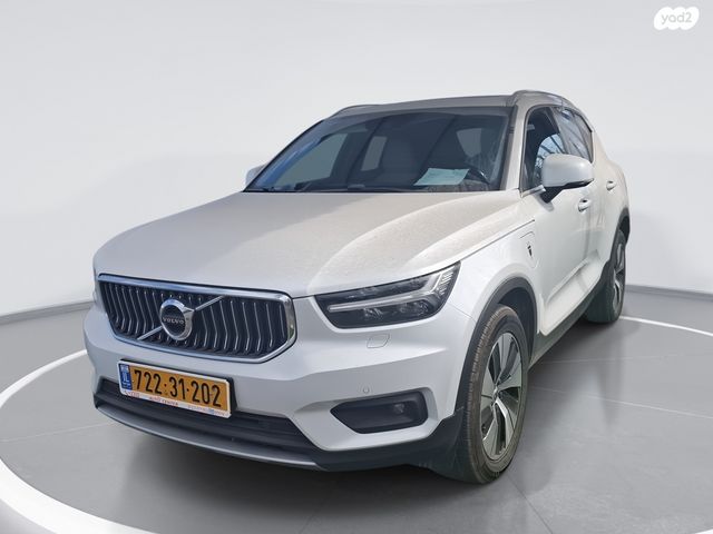 מודעת רכב וולוו XC40