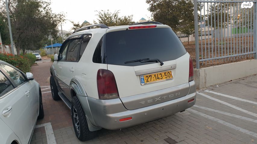 מודעת רכב סאנגיונג רקסטון