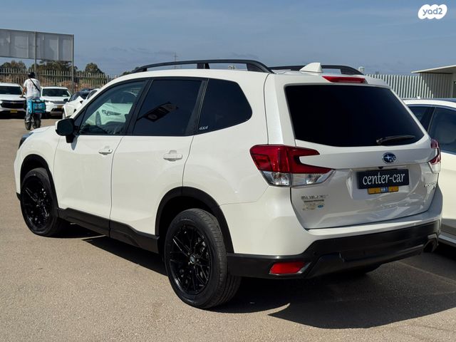 סובארו פורסטר