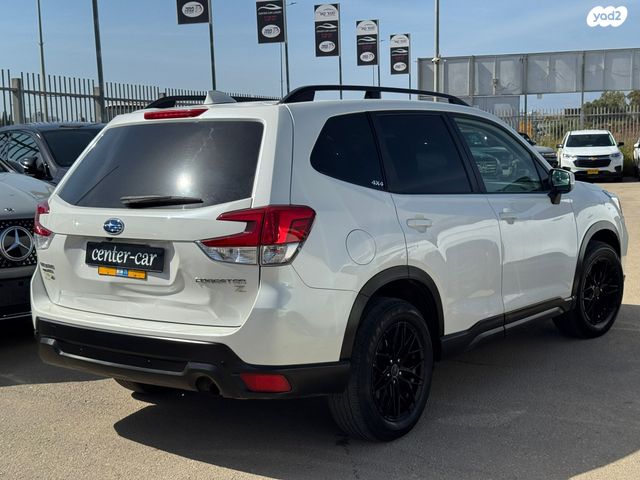 סובארו פורסטר