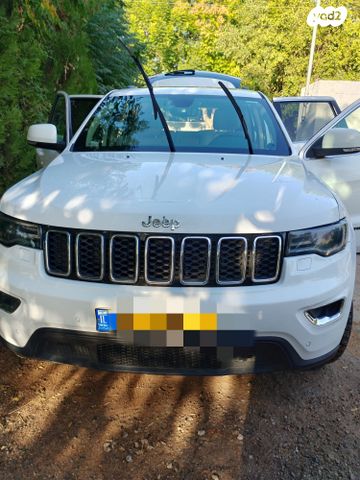 מודעת רכב ג'יפ גרנד צ'ירוקי