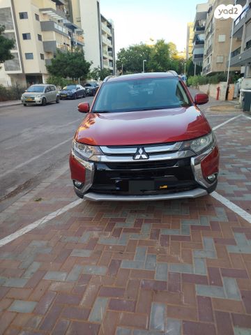 מיצובישי אאוטלנדר