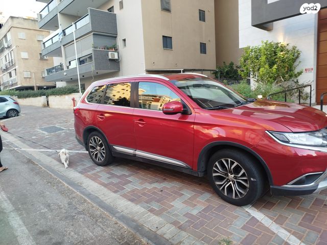 מיצובישי אאוטלנדר