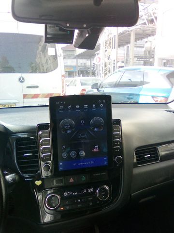 מיצובישי אאוטלנדר