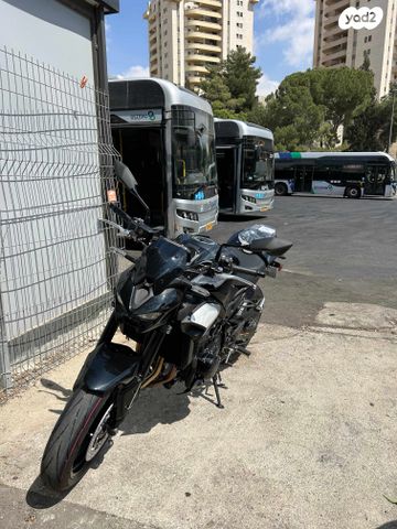 קאוואסאקי Z900