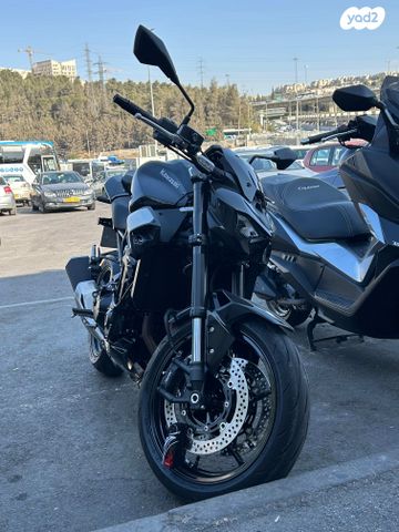 מודעת רכב קאוואסאקי Z900