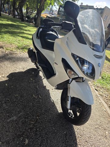 מודעת רכב פיאג'ו X-Evo 250