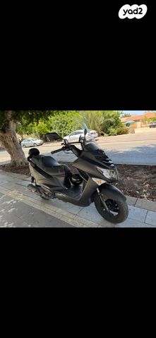 מודעת רכב סאן יאנג ג'וי רייד 200