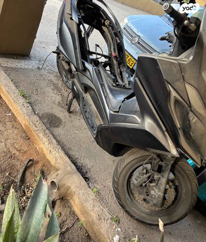 קימקו דאון-טאון 250ABS