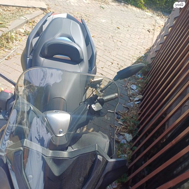 ימאהה X-MAX 300