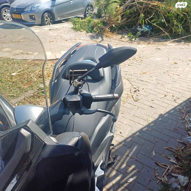 ימאהה X-MAX 300