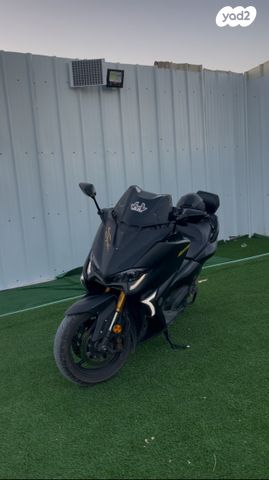 ימאהה T-Max 530