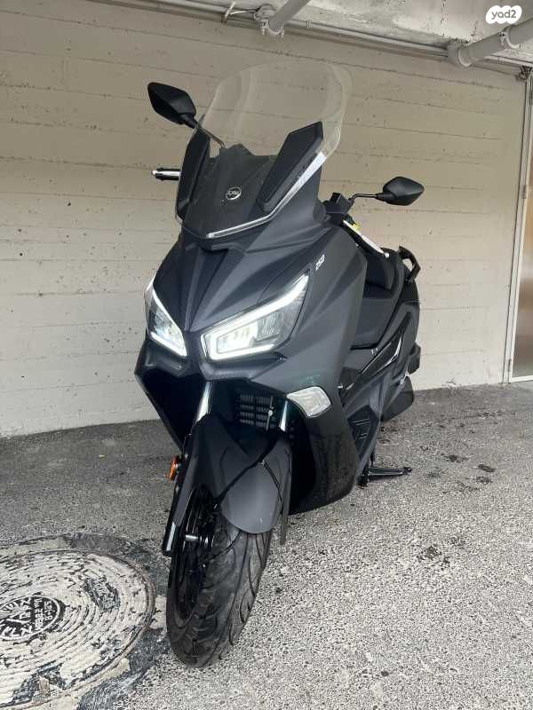 מודעת רכב סאן יאנג ג'וי-מקס Z-250