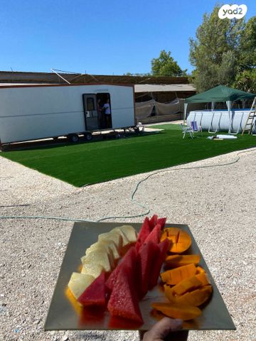 מודעת רכב נגרר (קראוון נגרר)