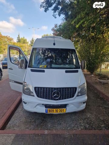 מיניבוסים ורכבי הסעות