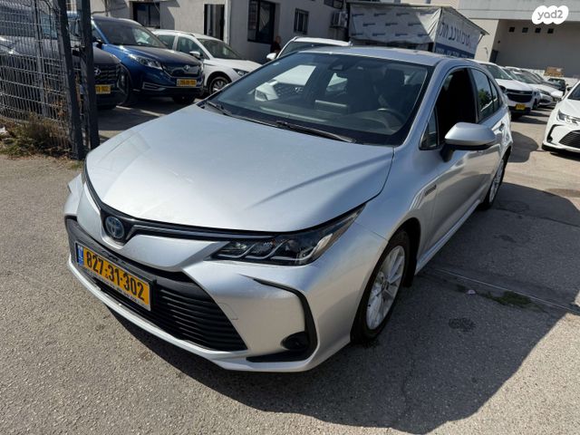 מודעת רכב טויוטה קורולה