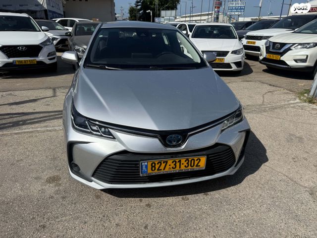 טויוטה קורולה