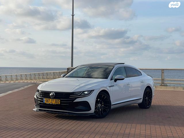 מודעת רכב פולקסווגן ארטאון