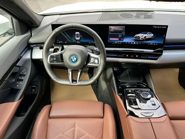 ב מ וו סדרה 5