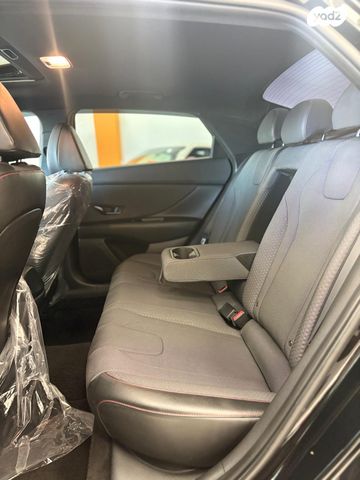 יונדאי אלנטרה