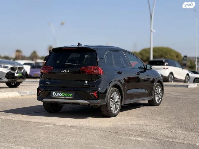 קיה נירו פלוס