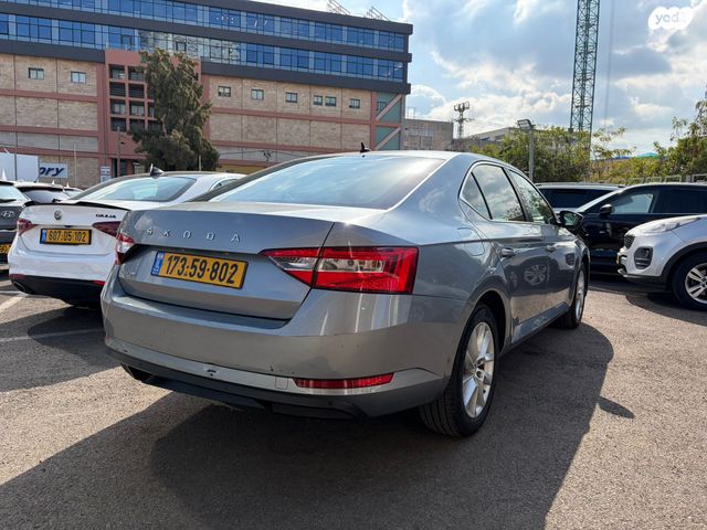 סקודה סופרב