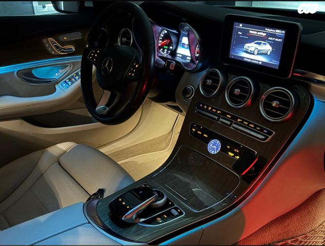 מרצדס-בנץ C-class