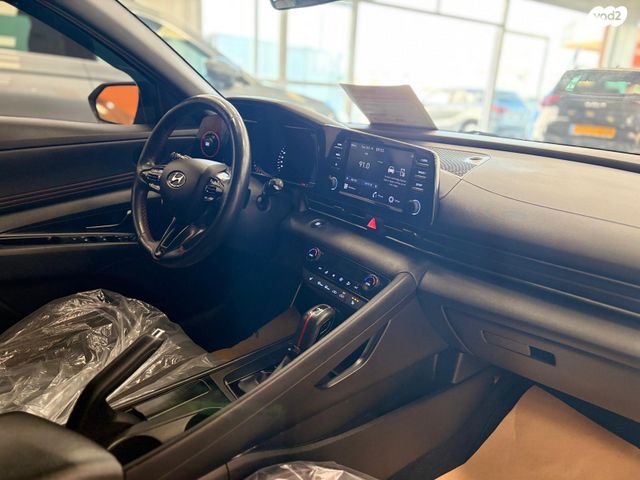 יונדאי אלנטרה