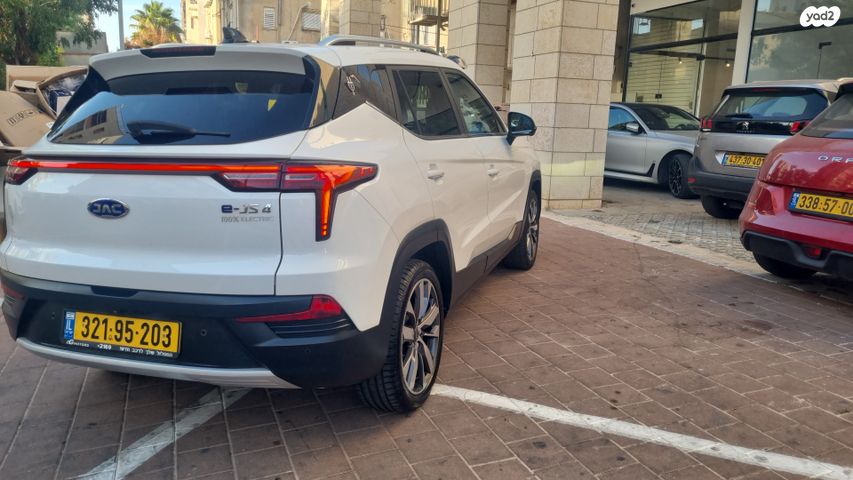 ג׳יי.איי.סי E-JS4