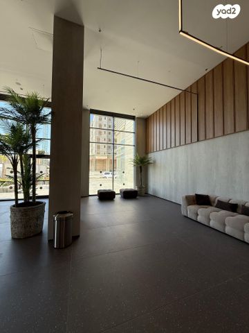 הקרן הקיימת לישראל 32