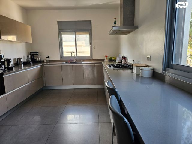 דו משפחתי, יוסי בנאי 25, פסגות אפק, ראש העין