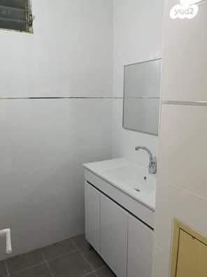 דירה, שמעון דהאן 26, שיכון עובדים, טבריה