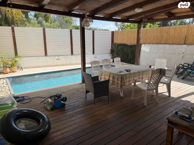 דירת גן, הדקלים 15, אלונים, קרית אתא