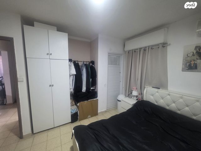 דירה, שקד 48, מורדות טבריה, טבריה