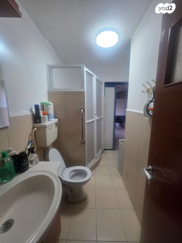 דירה, שקד 48, מורדות טבריה, טבריה